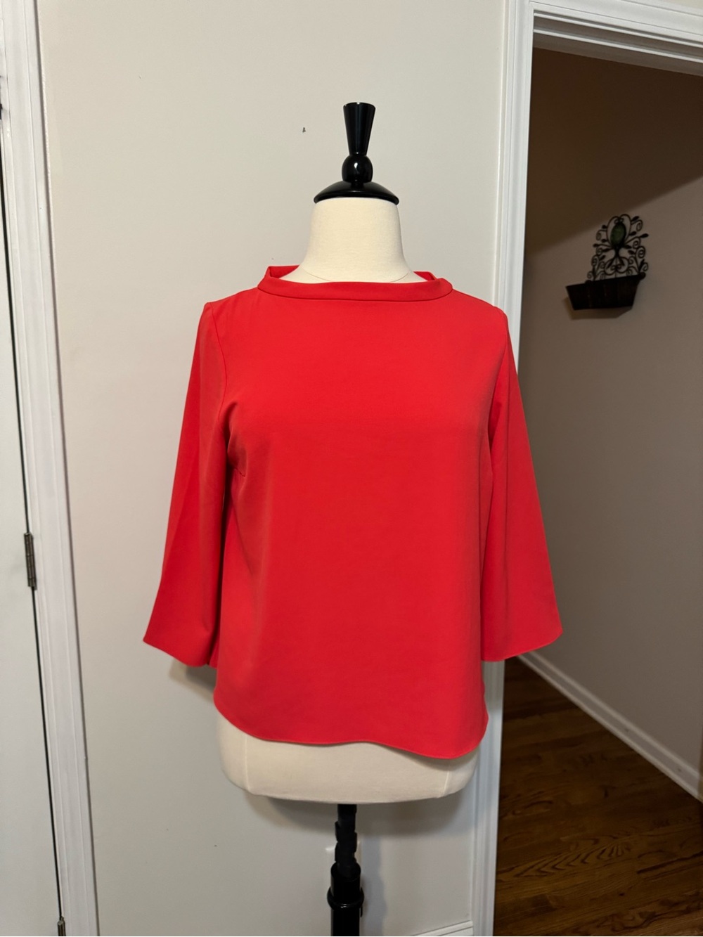 Uniqlo Red Boatneck 3/4 Sleeve Blouse